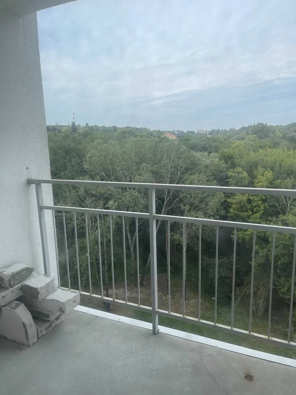 Holosiiv, Demianska - 5 min by car. Selling a 1-bedroom apartment