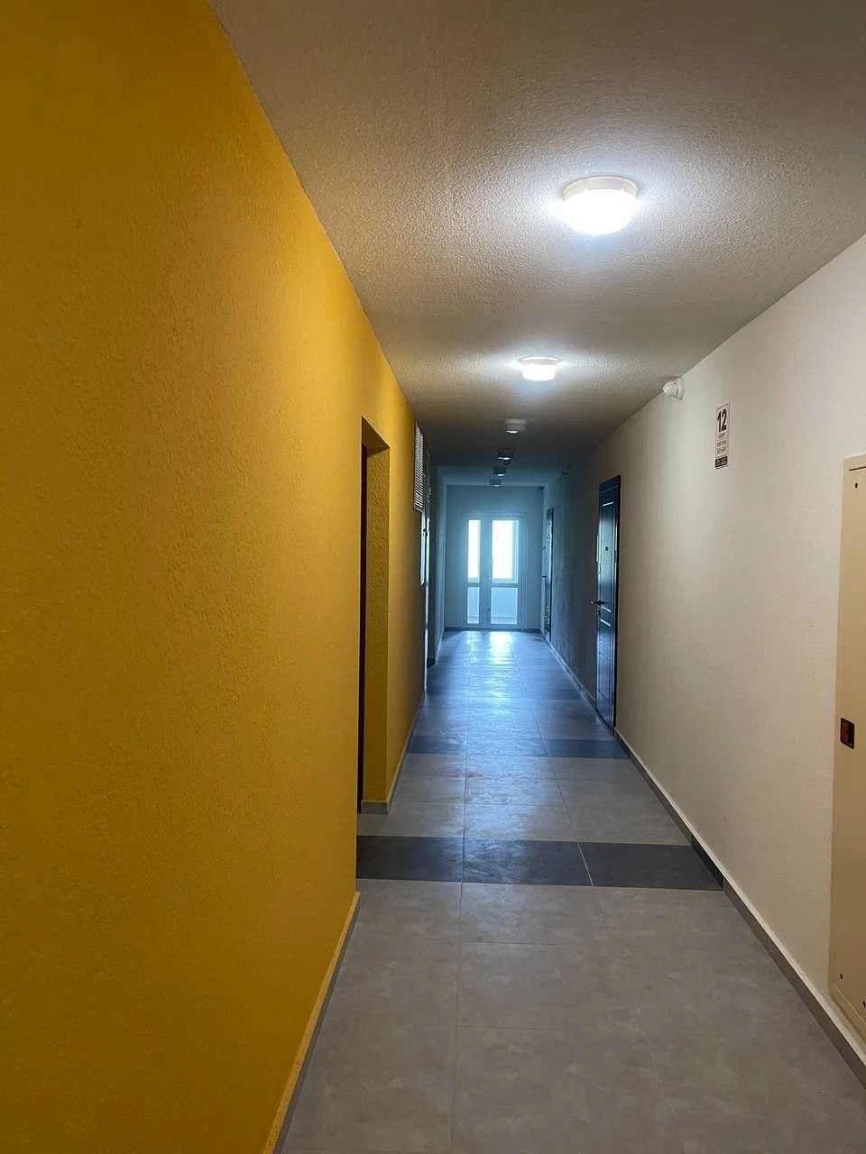 Holosiiv, Demianska - 5 min by car. Selling a 1-bedroom apartment