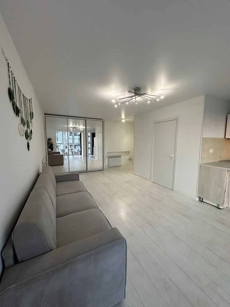 Stylish 1-bedroom apartment-studio for sale with panoramic view