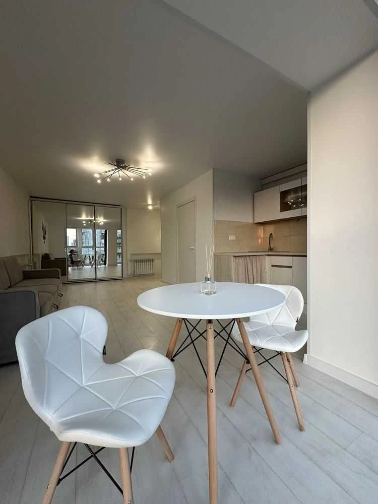 Stylish 1-bedroom apartment-studio for sale with panoramic view