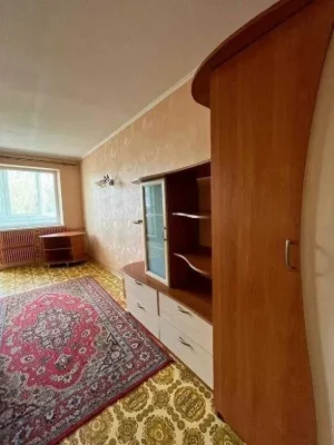 For Sale: 2-bedroom apartment near Studencheskaya Metro Station