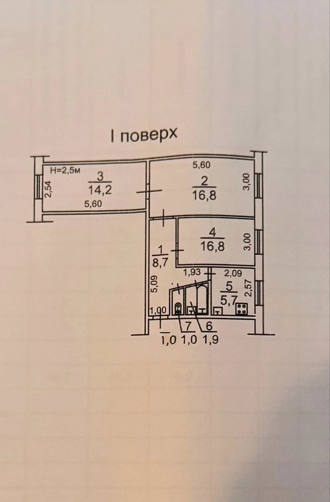 Продажа 3-комнатной квартиры в приморском районе