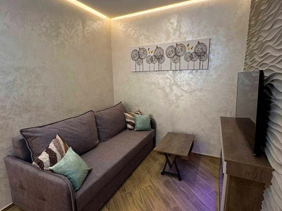 Apartment. Odessa, Красноva Street