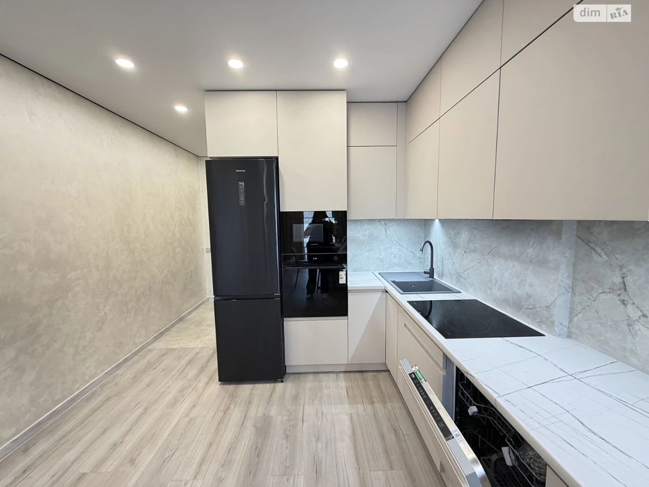 Sale of Apartment in Kumбари
