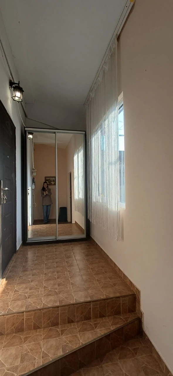 3 к.кв., 100 м.кв р-н Білочки