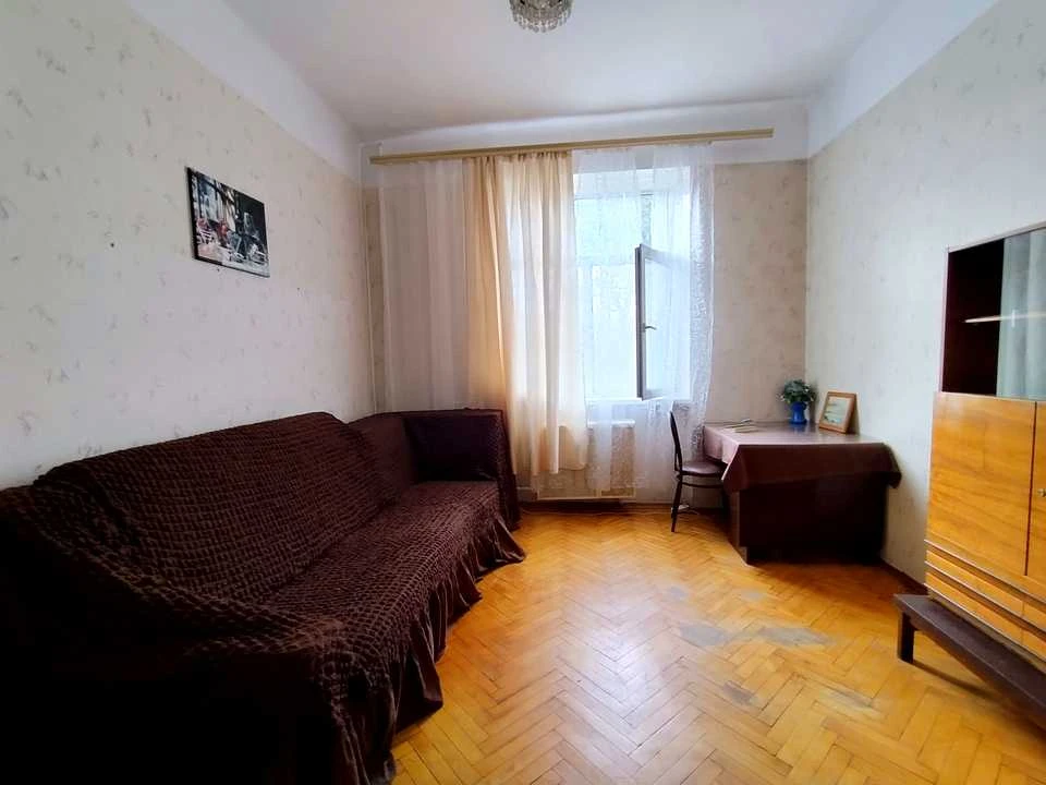 Квартира. Киев, Чоколовский бульвар.