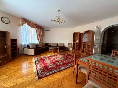 Apartment. Kyiv, Oleksandra Konyskyi St.