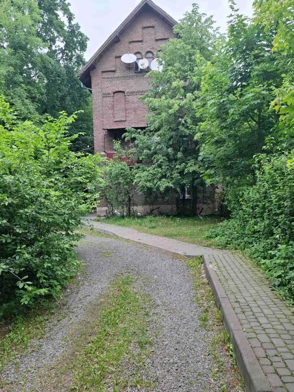 Продажа квартиры от собственника, центр города, с участком