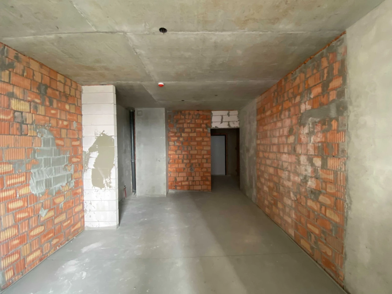 Продажа 1-комнатной квартиры в ЖК "Райдужний", 31 кв.м.