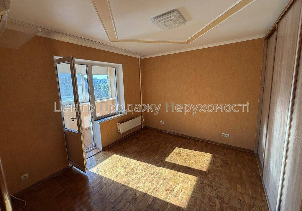 Продажа 3-комнатной квартиры, 4/16 этаж, 79 м², Киев — отличное расположение