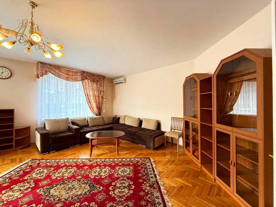 Apartment. Kyiv, Oleksandra Konyskyi St.