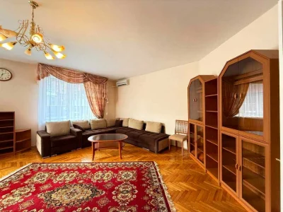 Apartment. Kyiv, Oleksandra Konyskyi St.