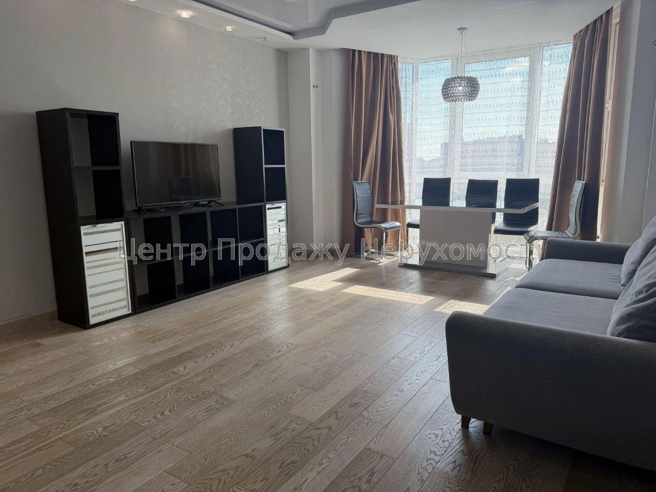 Продажа 3-комнатной квартиры, 90 м², 15/19 этаж, ЖК "Сонячная Брама"
