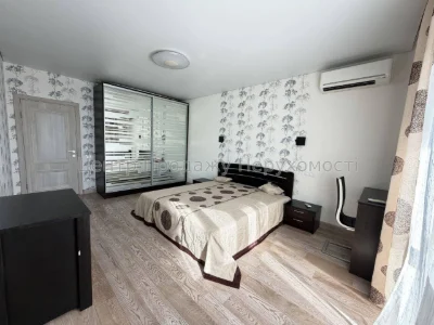 Продажа 3-комнатной квартиры, 90 м², 15/19 этаж, ЖК "Сонячная Брама"