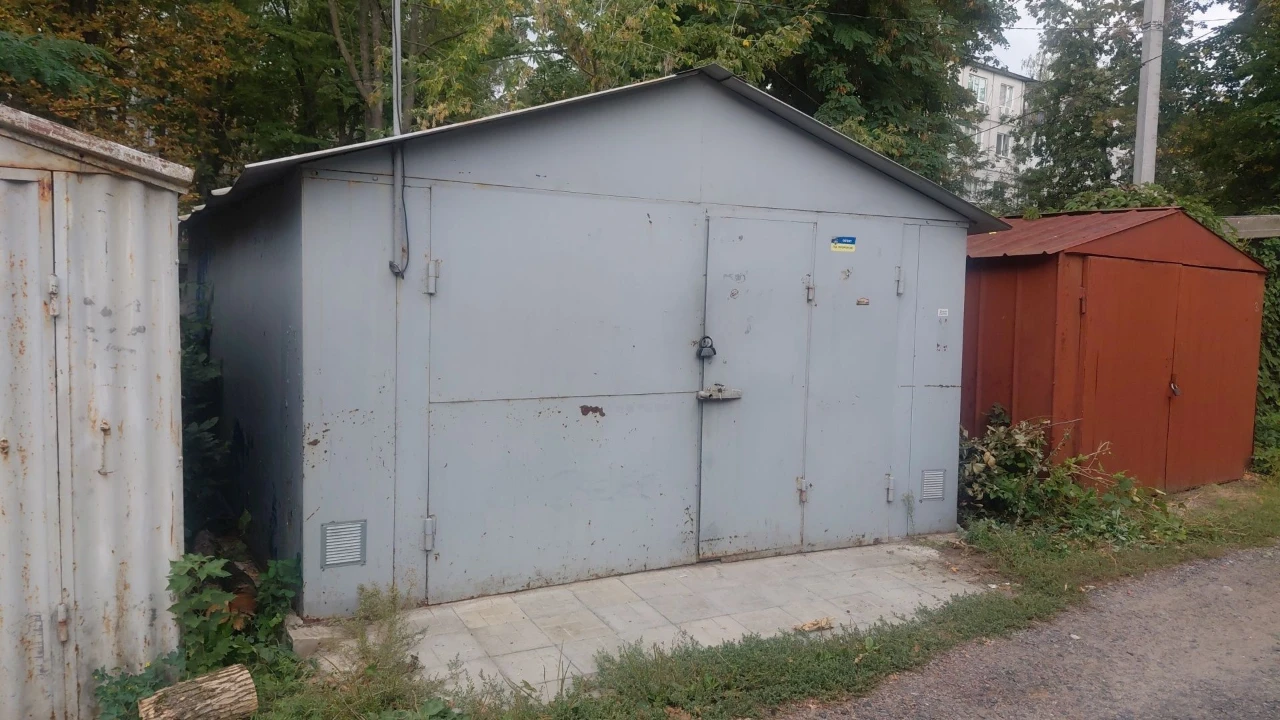 Продам гараж в 7 минутах от метро 23 Августа