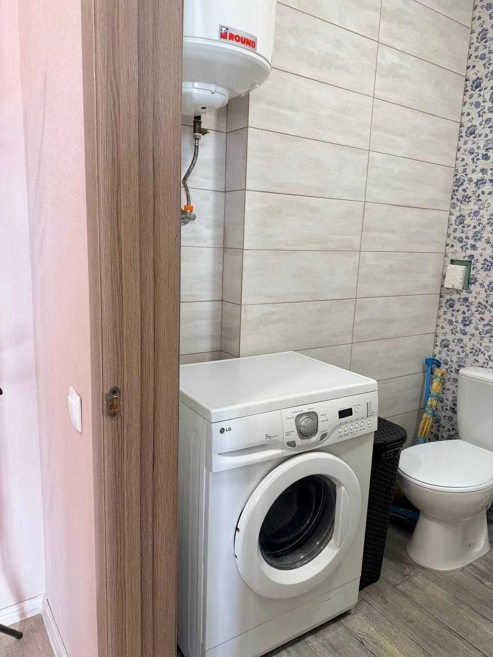 Продам 1к кв .Ремонт!! Новострой!!ЖКПтичка!!метро Академика