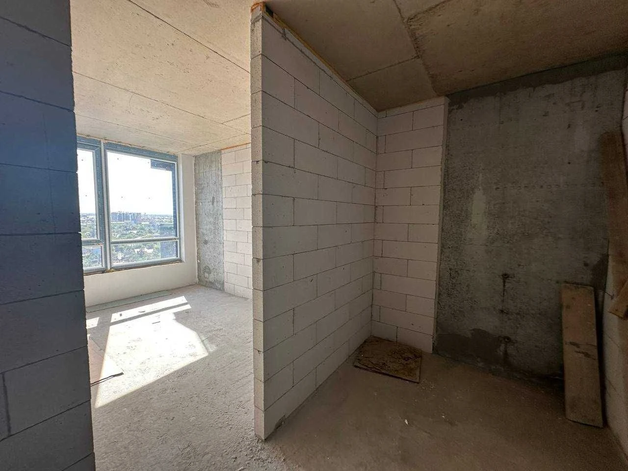 Продам 2 квартиру ЖК Manhattan UP B4 с гарним видом на гори