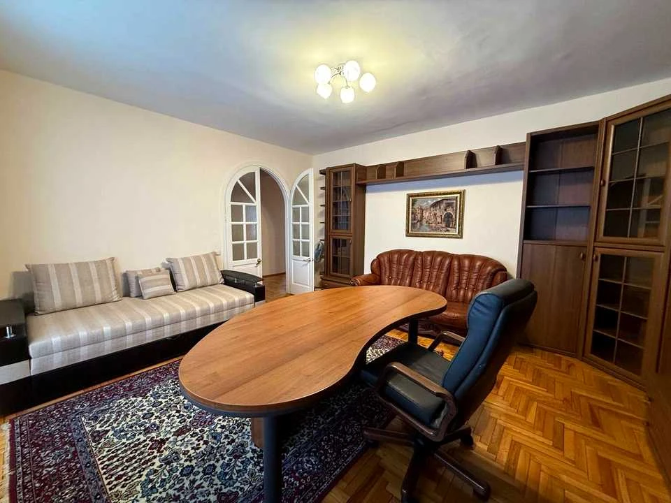 Apartment. Kyiv, Oleksandra Konyskyi St.