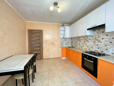 Apartment. Vasyl Stus Street, Ivano-Frankivsk