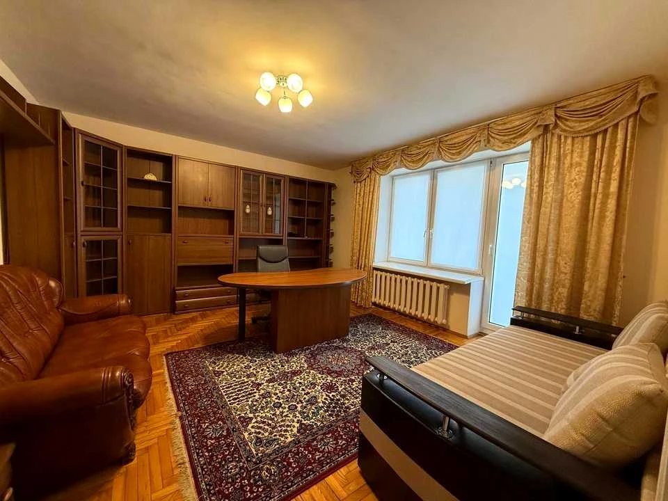 Apartment. Kyiv, Oleksandra Konyskyi St.
