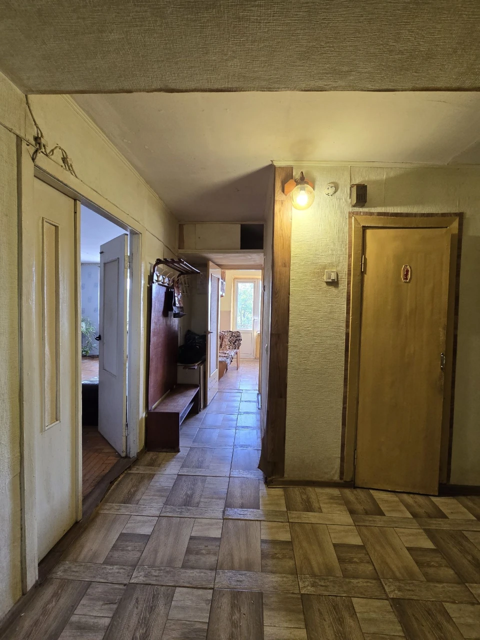 3-кімнатна квартира 74 м² | 128 Бригади | Ужгород | автономн