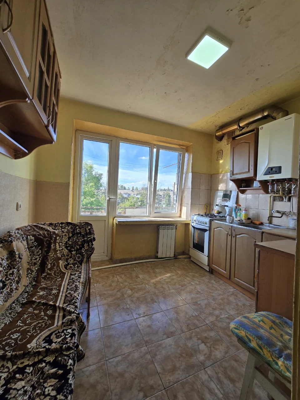 3-кімнатна квартира 74 м² | 128 Бригади | Ужгород | автономн