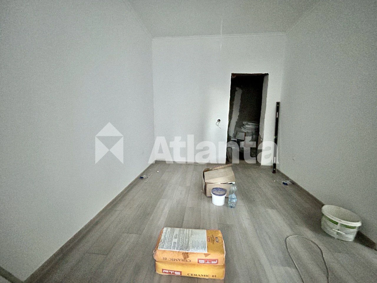 2-room apartment, fully renovated, individual heating