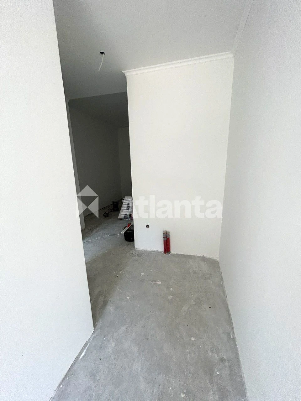 2-room apartment, fully renovated, individual heating