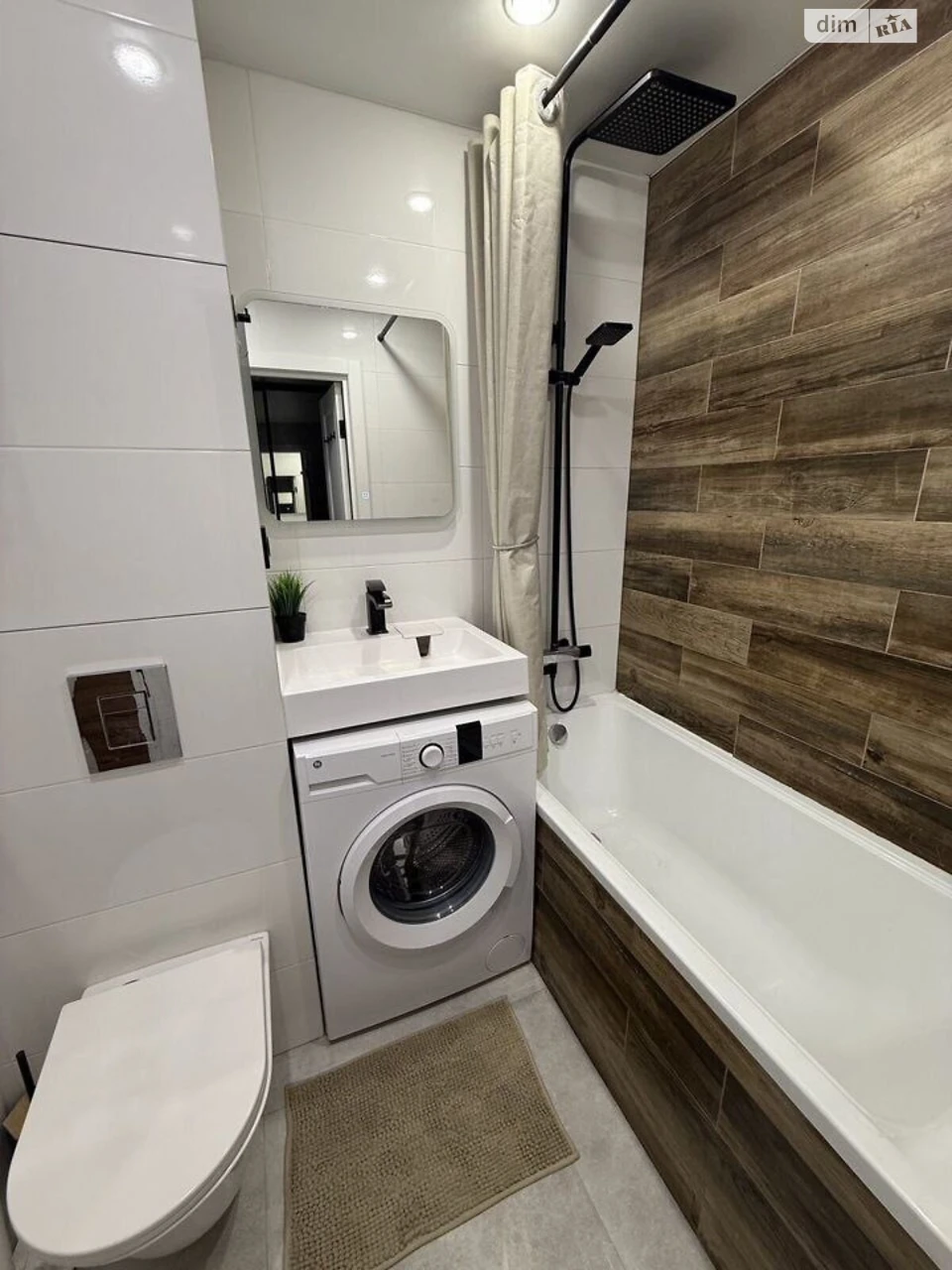 Long-Term Rental Apartment, Maiorivka