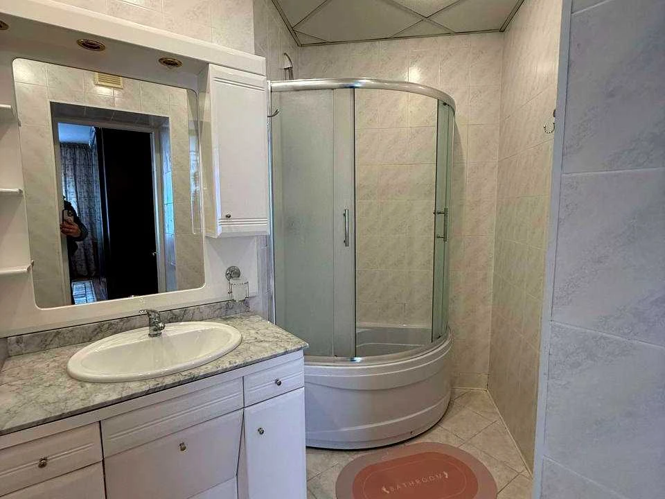 Apartment. Kyiv, Oleksandra Konyskyi St.