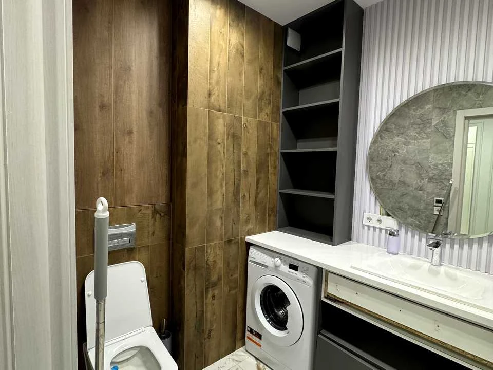 Apartment. Kyiv, Brestsky Prospect