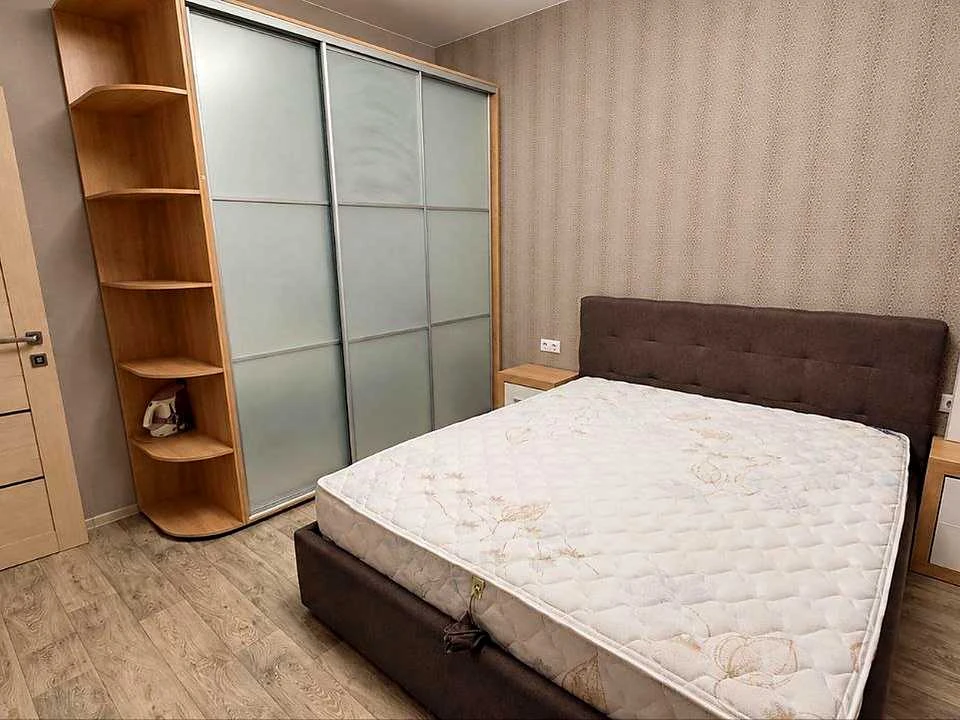 Apartment. Yarmatna Street, Kyiv