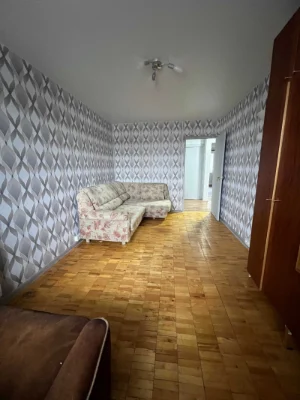 Rent a 2-bedroom apartment in Syrets'
