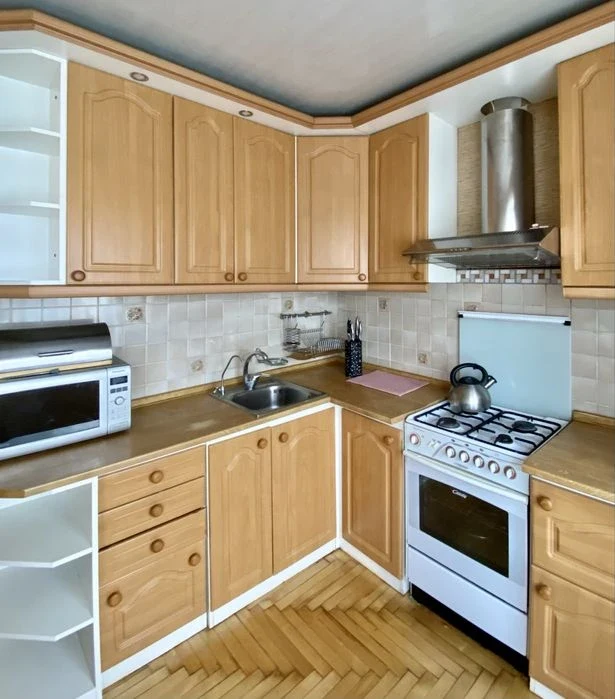 SALE of 3 apartments in the Center /Zaporozhskaya/