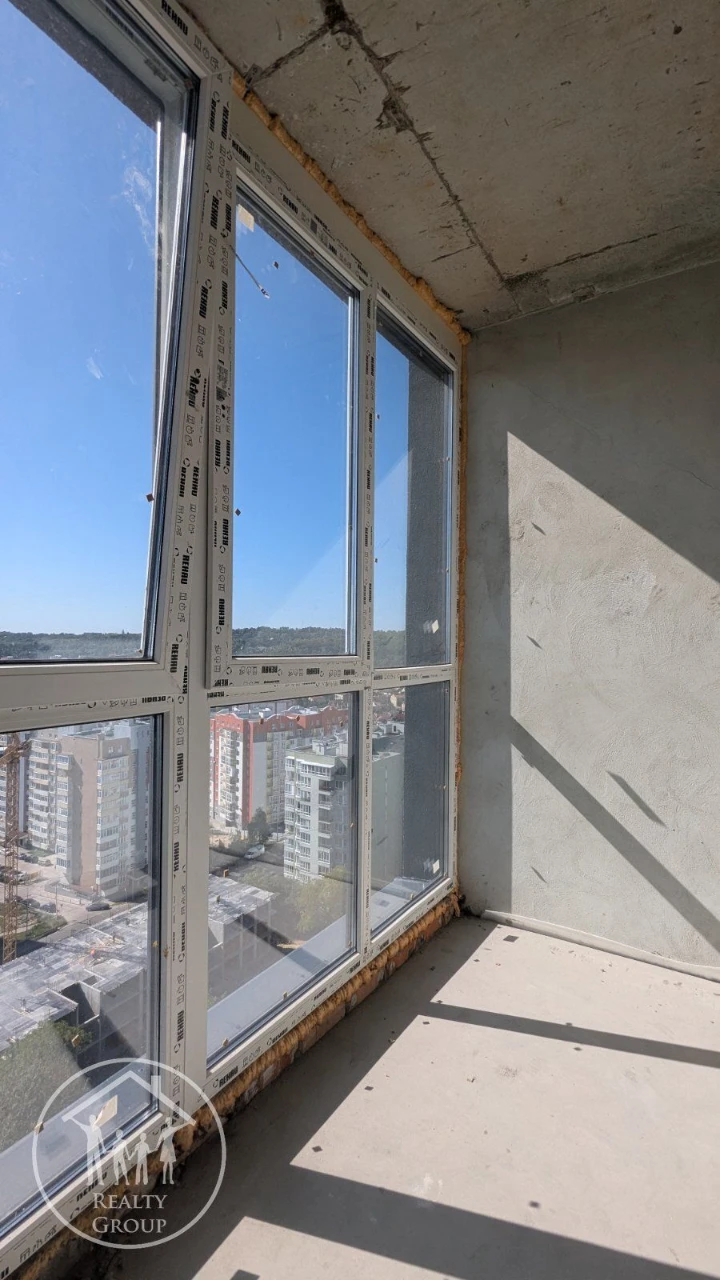 1-Bedroom Apartment for Sale - 54m2, Chornovola, Pid Holoskom, Sp