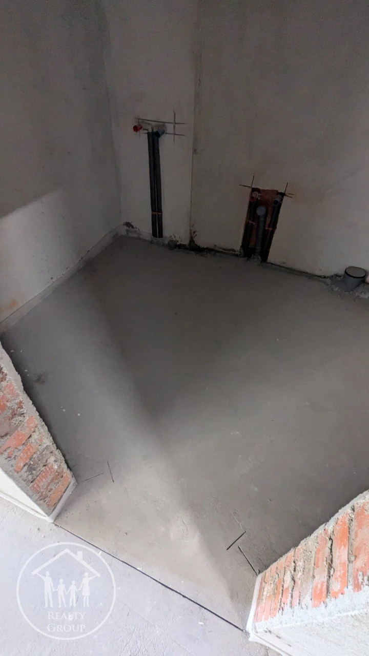 1-Bedroom Apartment for Sale - 54m2, Chornovola, Pid Holoskom, Sp