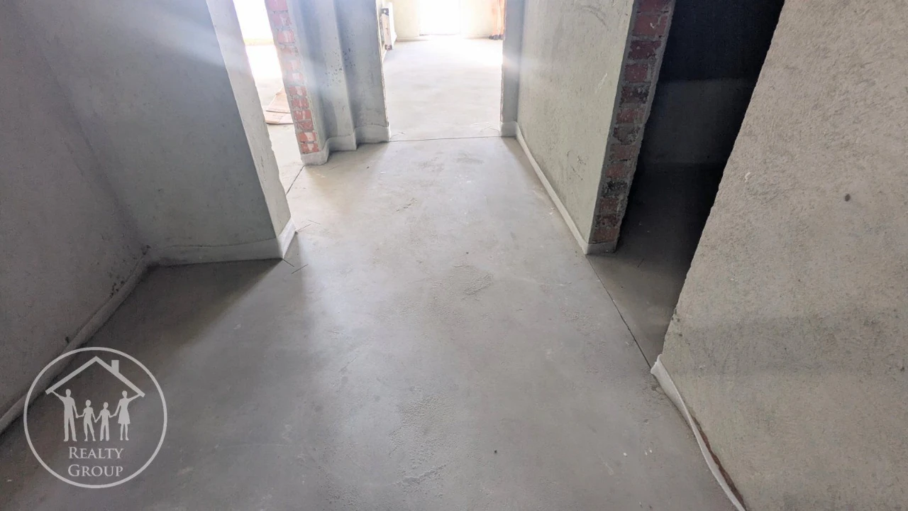 1-Bedroom Apartment for Sale - 54m2, Chornovola, Pid Holoskom, Sp
