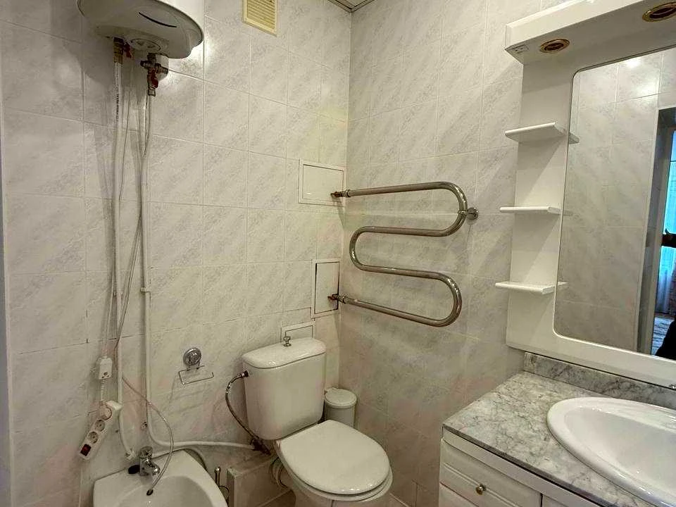Apartment. Kyiv, Oleksandra Konyskyi St.