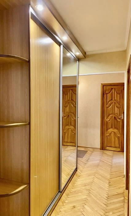 ПРОДАЖ 3к квартири в центрі міста