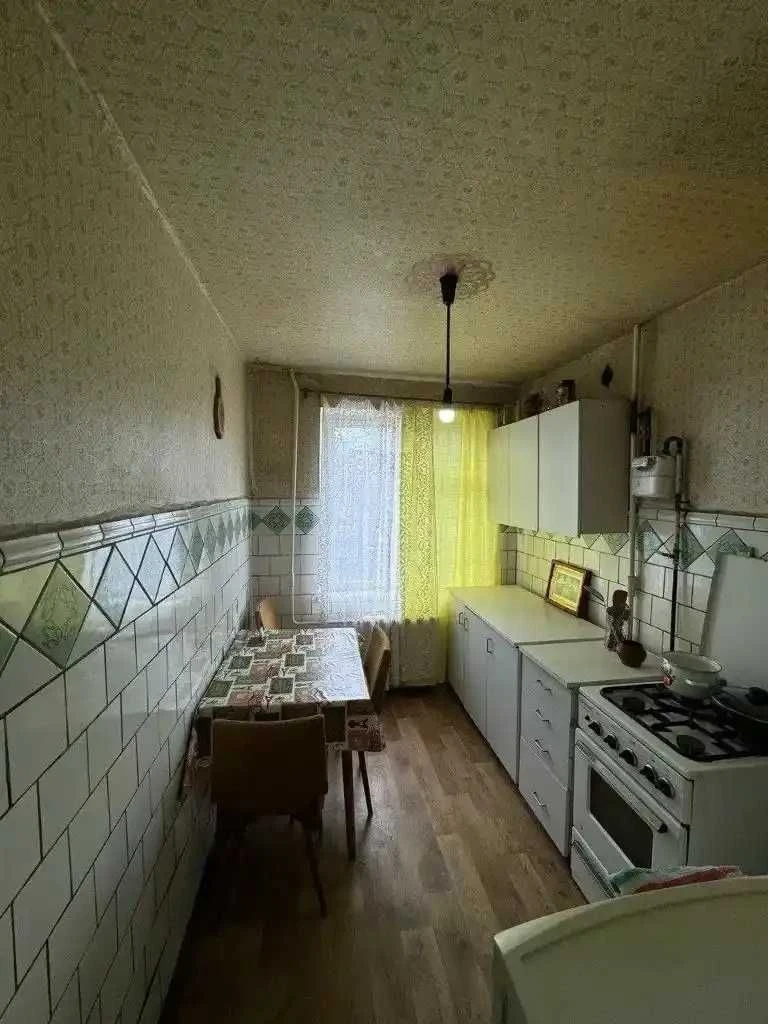Продаж 3к. квартири, ЖМ Перемога-4, проспект Героїв 12, прав