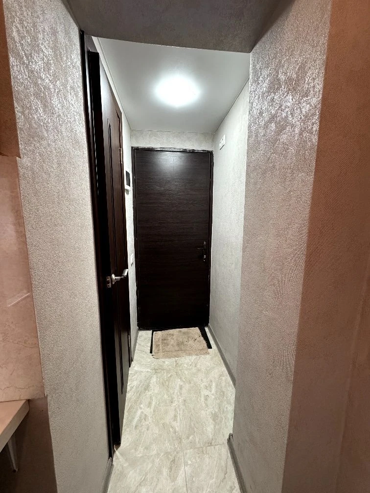 Apartment with its own mini-kitchen and bathroom