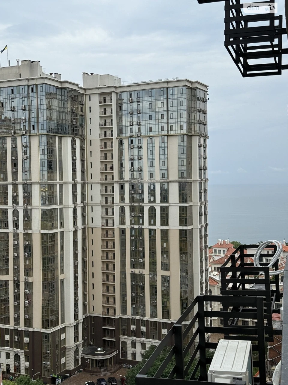 Long-Term Rental Apartment in Arcadia