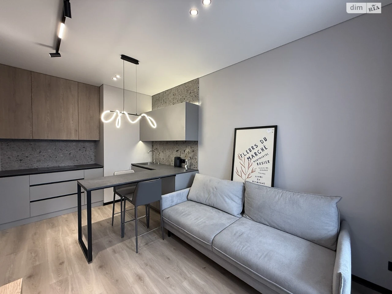 Long-Term Rental Apartment in Arcadia