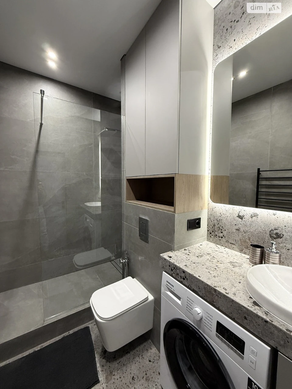 Long-Term Rental Apartment in Arcadia