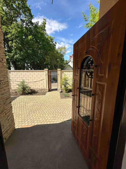 House for sale in Sauvignon for finishing.