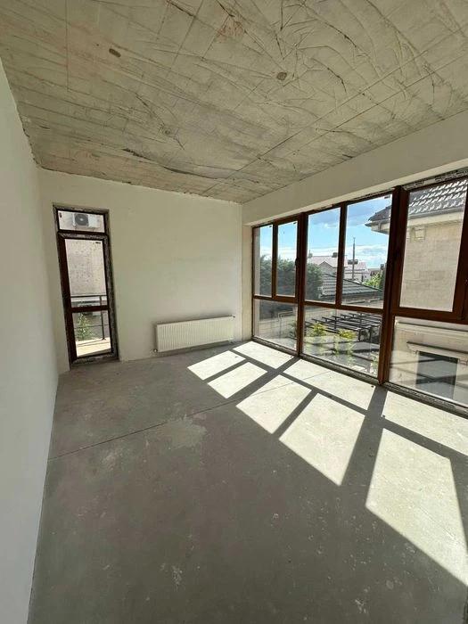 House for sale in Sauvignon for finishing.