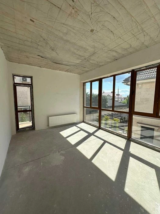 House for sale in Sauvignon for finishing.