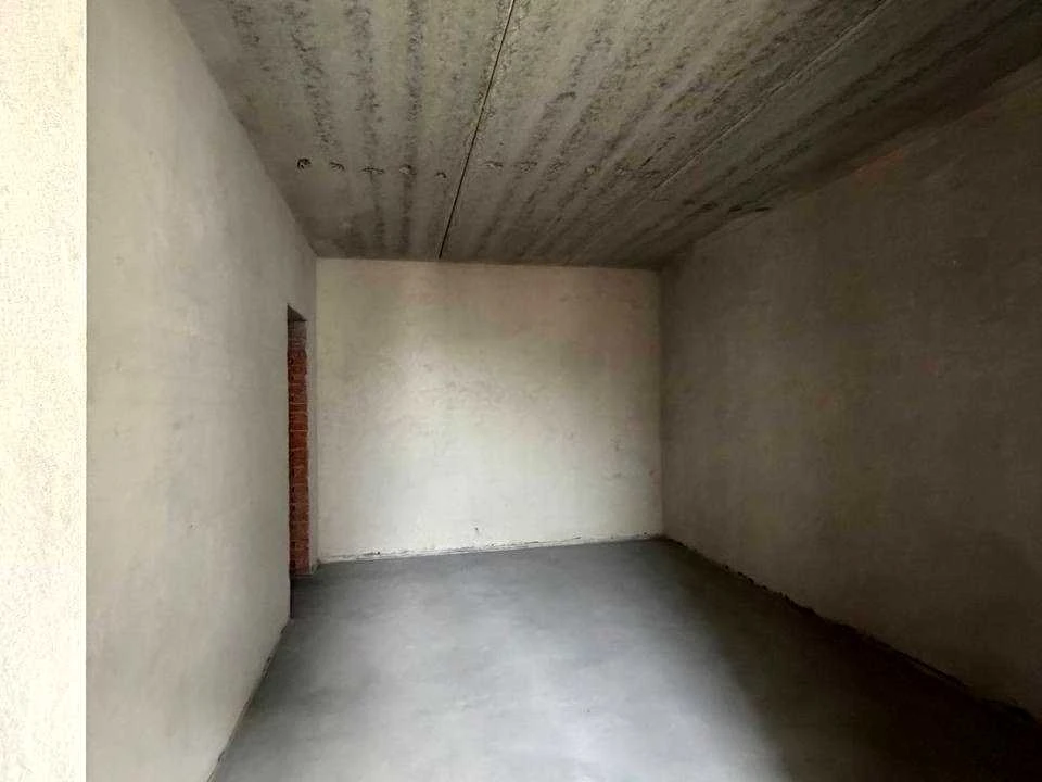 Apartment. Ivano-Frankivsk, Oleksandra Dovzhenko Street