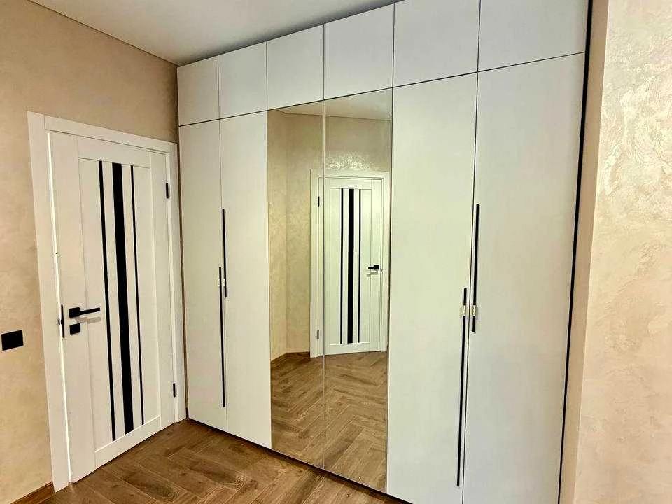 Apartment. Uzhgorod, Yenkovska st.