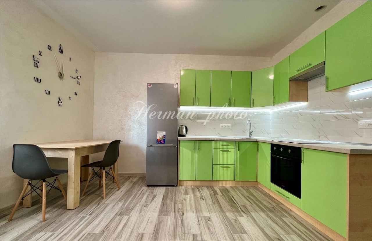 Svitlo Park, 2nd floor, Vydubychi, 10 minutes walk, 1 bedroom